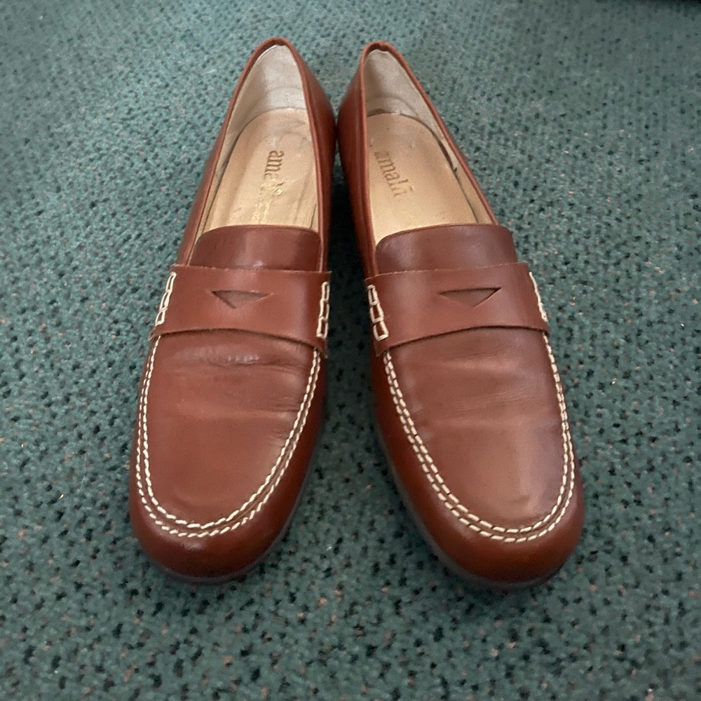 Amalfi by Rangoni for Nordstrom Women’s Brown Flat Leather Topy Loafer size 7.5